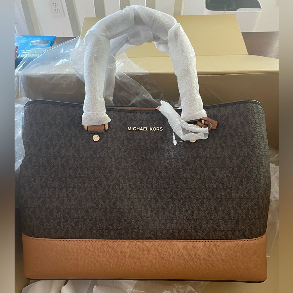 Michael Kors Savannah Handbag